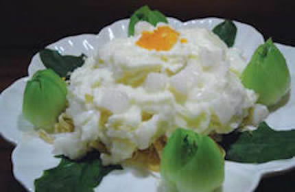 Scrambled egg white with scallops and vegetables