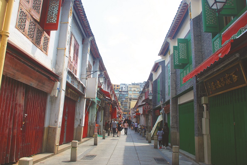 Fulong New Street formed the heart of the red light district over a hundred years ago