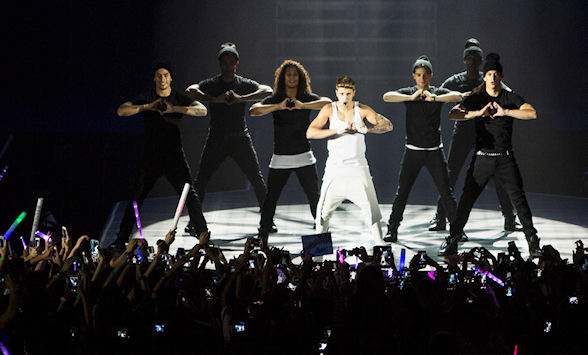 Global pop sensation Justin Bieber danced up a storm when he visited Macau