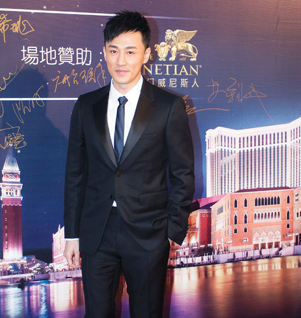 香港红星林峰获颁中国最佳电视剧男演员奖 
