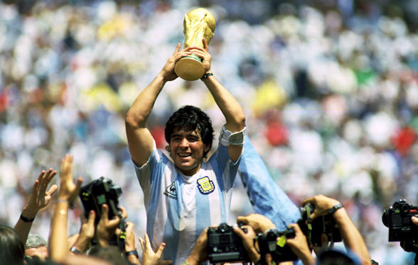 馬拉多納以隊長身份率領阿根廷奪得1986年世界盃冠軍