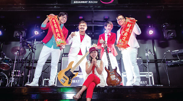 [b]Band on the Run performed at Broadway throughout Lunar New Year[/b]